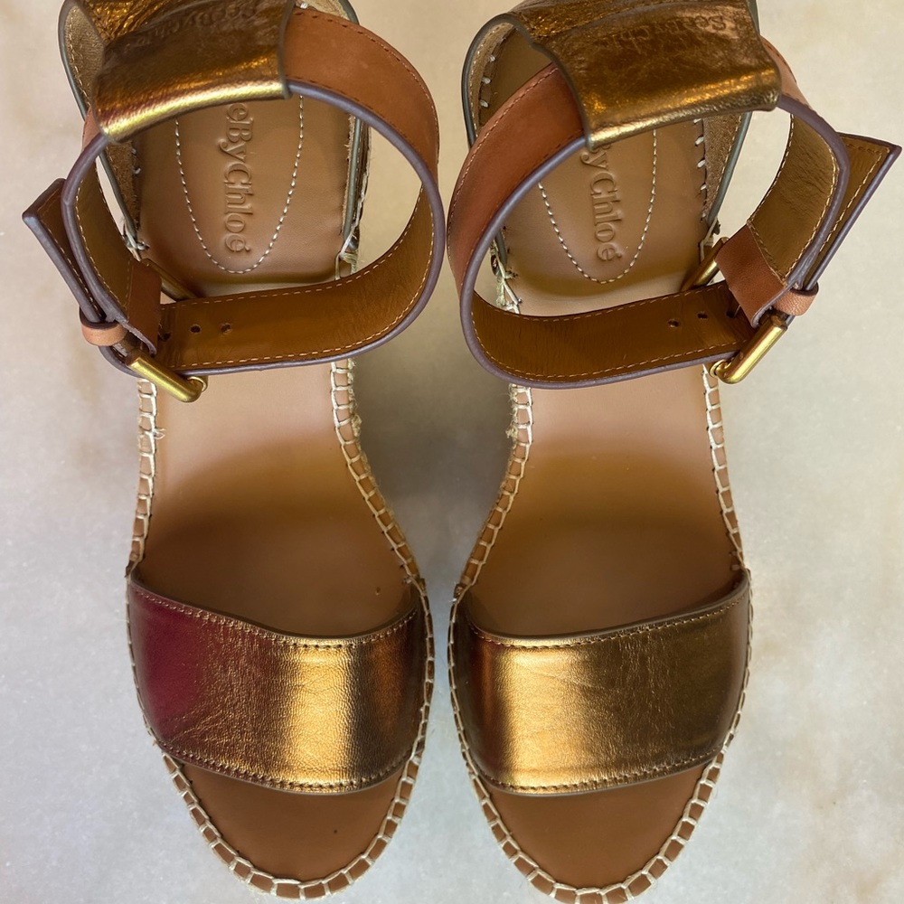 See by Chloe Glyn Sandal in Metallic Bronze